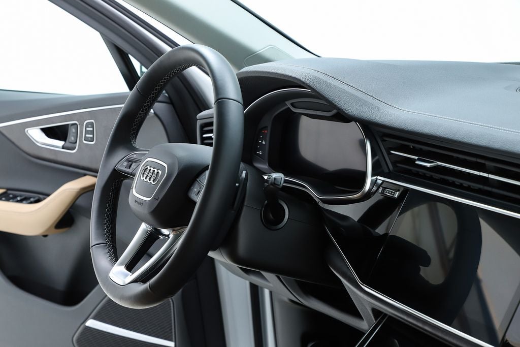 2025 Audi Q7 55 Premium Plus quattro