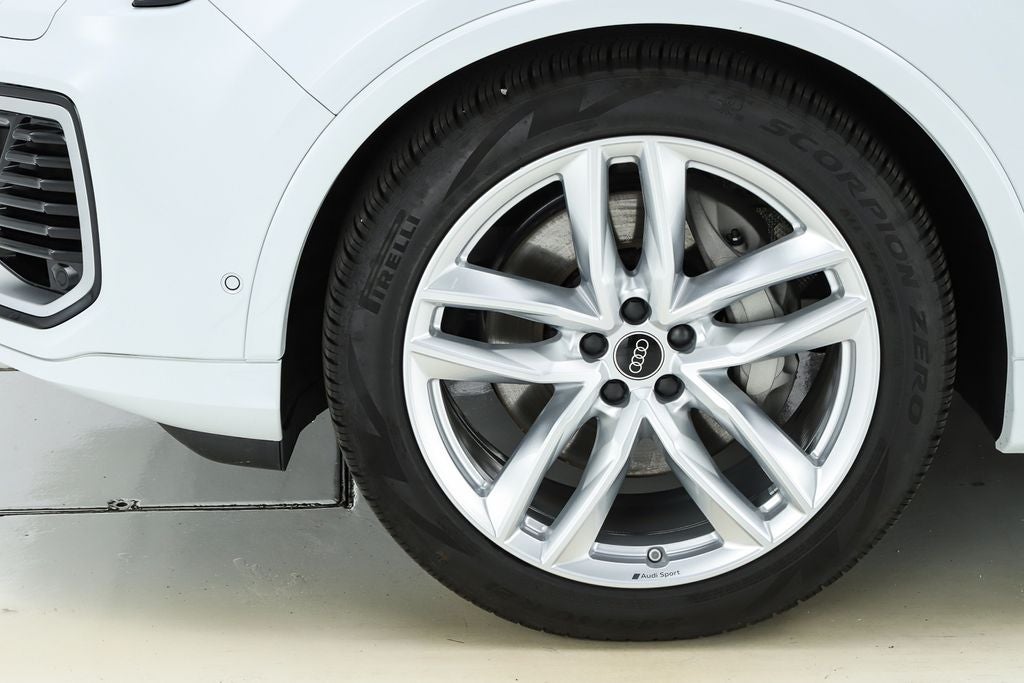 2025 Audi Q7 55 Premium Plus quattro