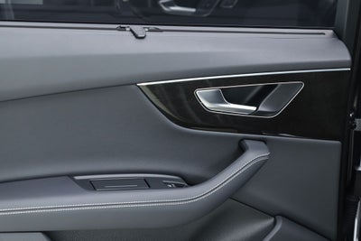 2025 Audi Q7 55 Premium Plus quattro