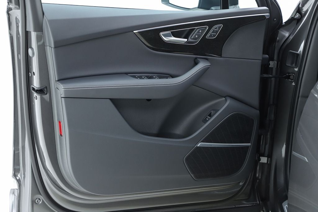 2025 Audi Q7 55 Premium Plus quattro