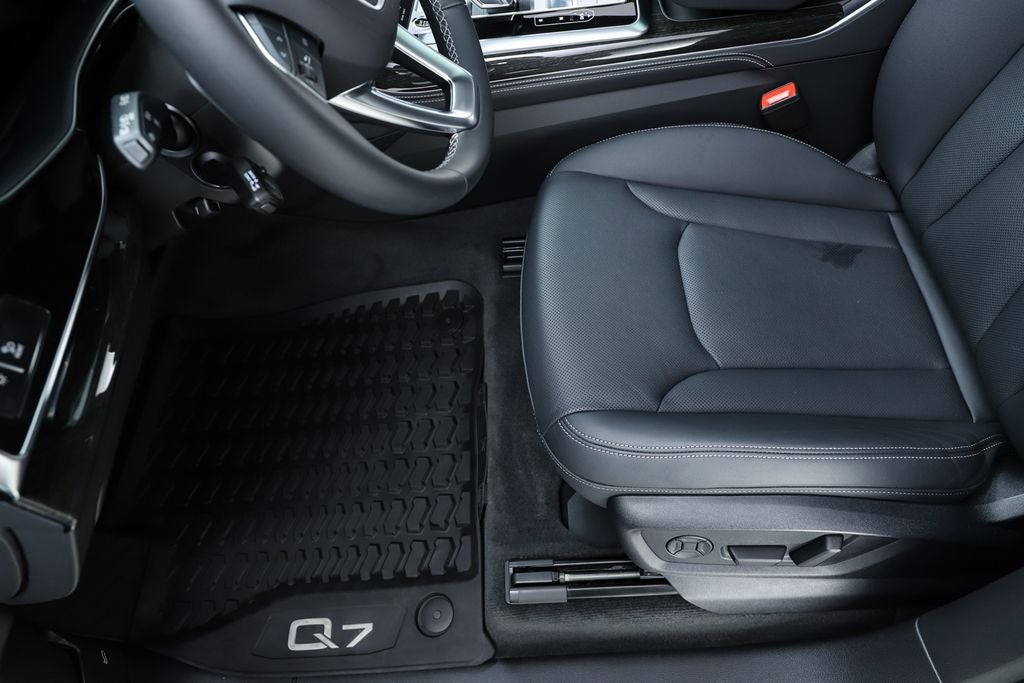 2025 Audi Q7 55 Premium Plus quattro