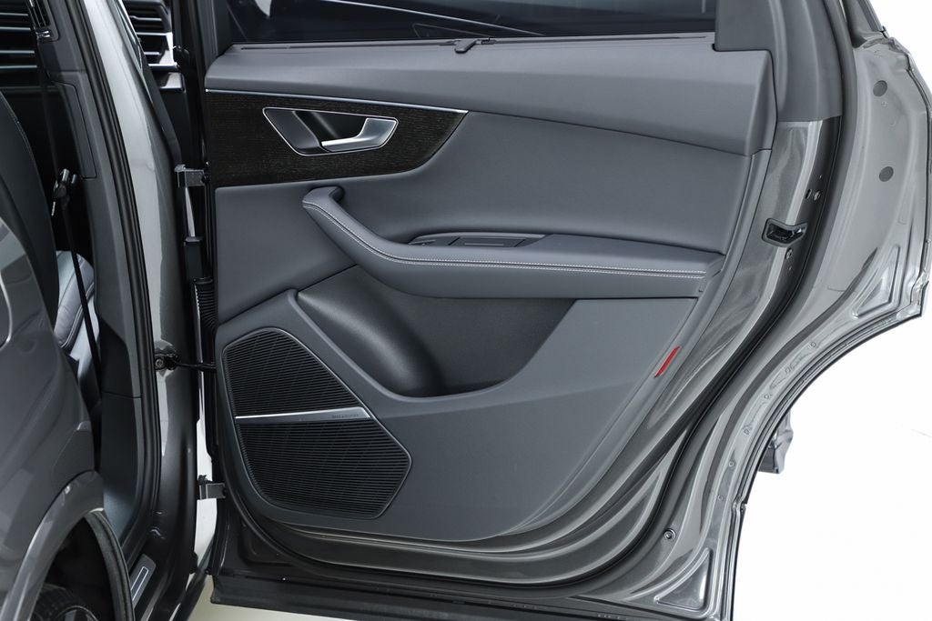 2025 Audi Q7 55 Premium Plus quattro