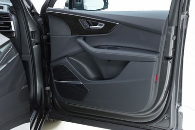 2025 Audi Q7 55 Premium Plus quattro