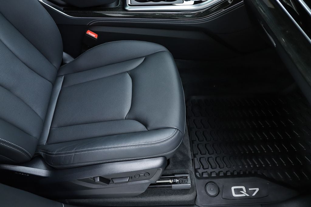 2025 Audi Q7 55 Premium Plus quattro