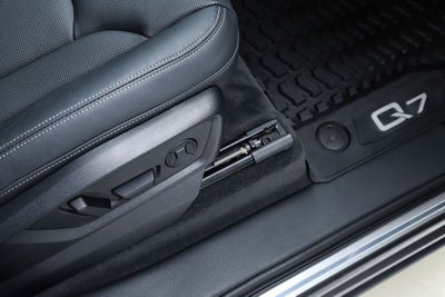 2025 Audi Q7 55 Premium Plus quattro