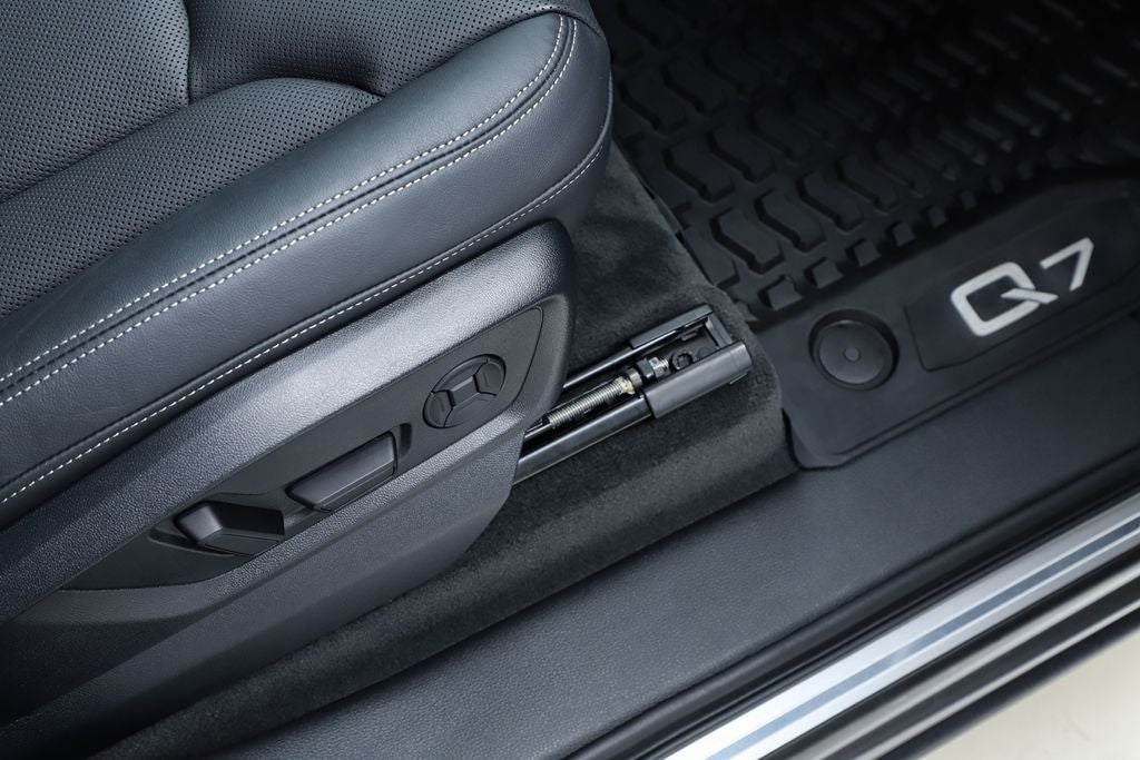 2025 Audi Q7 55 Premium Plus quattro