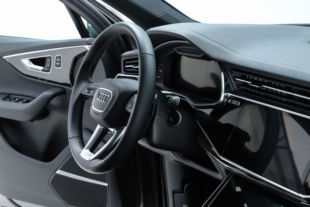 2025 Audi Q7 55 Premium Plus quattro