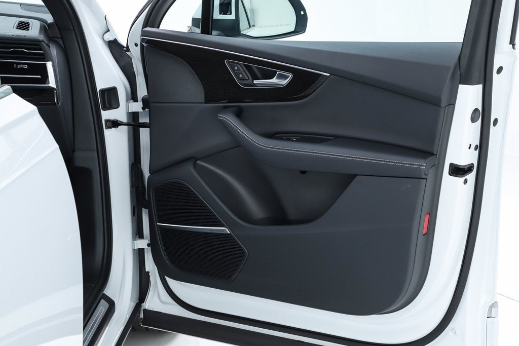 2025 Audi Q7 55 Premium Plus quattro