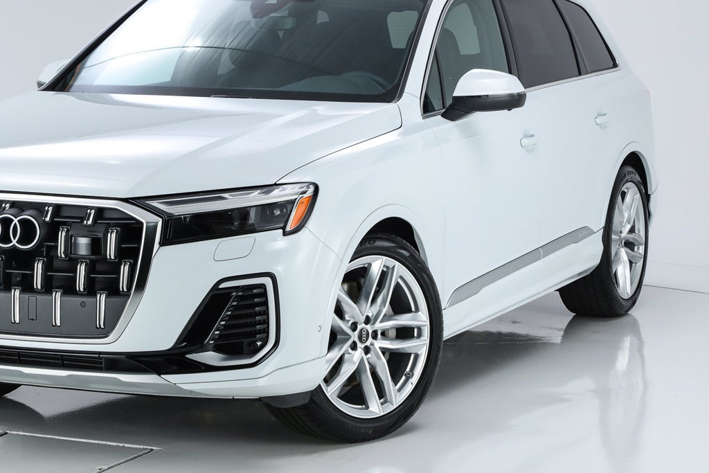 2025 Audi Q7 55 Premium Plus quattro