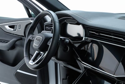 2025 Audi Q7 55 Premium Plus quattro