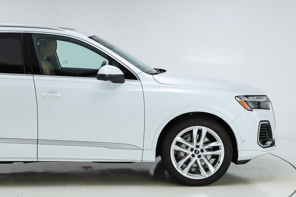 2025 Audi Q7 55 Premium Plus quattro