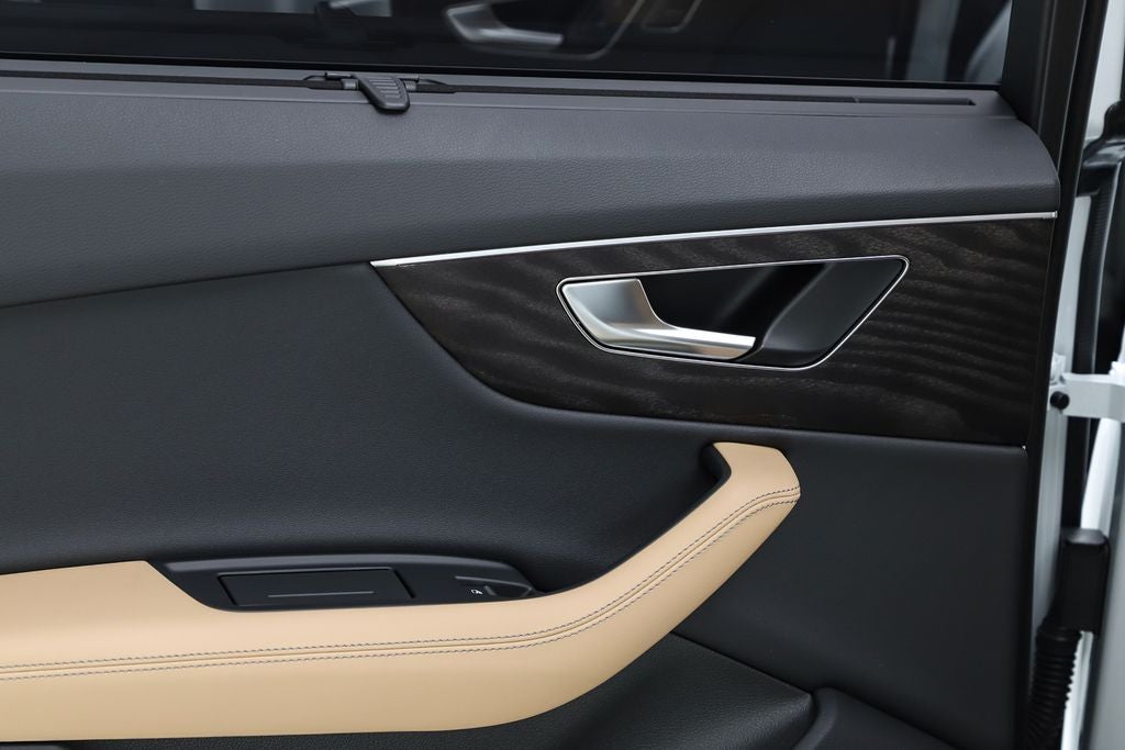 2025 Audi Q7 55 Premium Plus quattro