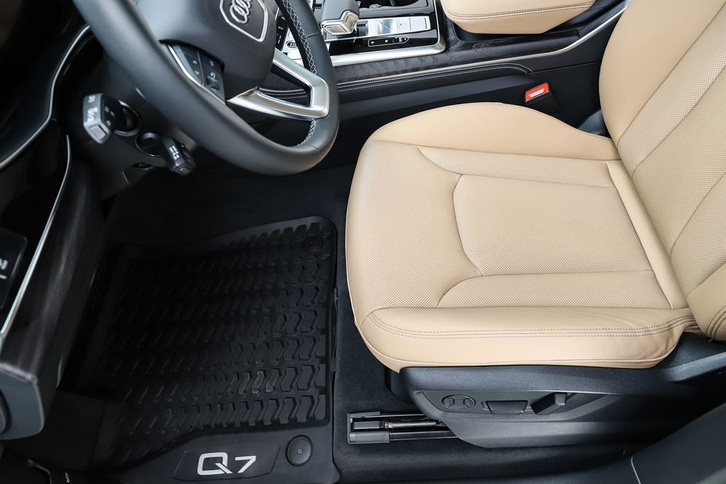 2025 Audi Q7 55 Premium Plus quattro