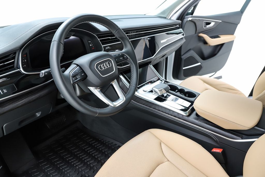 2025 Audi Q7 55 Premium Plus quattro