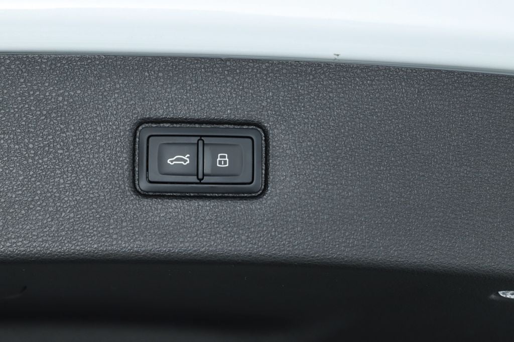 2025 Audi Q7 55 Premium Plus quattro