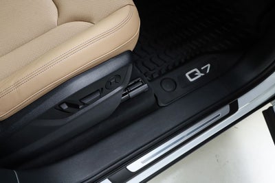 2025 Audi Q7 55 Premium Plus quattro