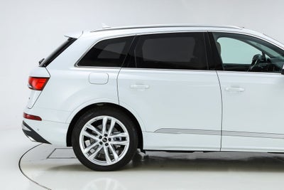 2025 Audi Q7 55 Premium Plus quattro
