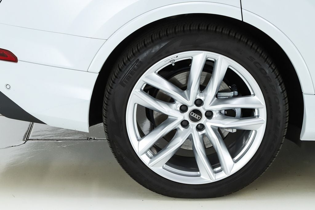 2025 Audi Q7 55 Premium Plus quattro