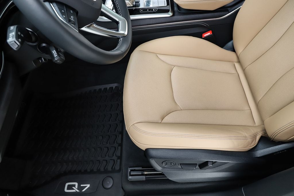 2025 Audi Q7 55 Premium Plus quattro