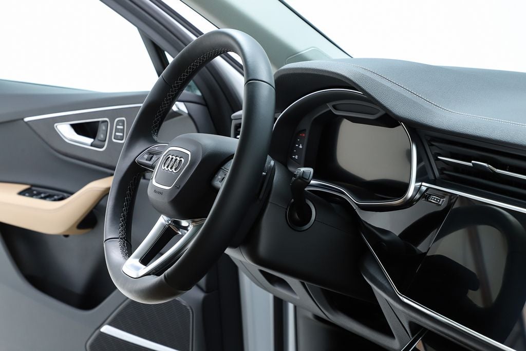 2025 Audi Q7 55 Premium Plus quattro