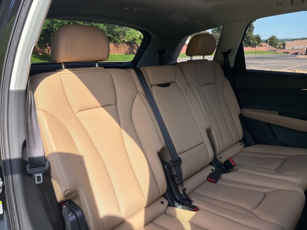 2025 Audi Q7 55 Premium Plus quattro