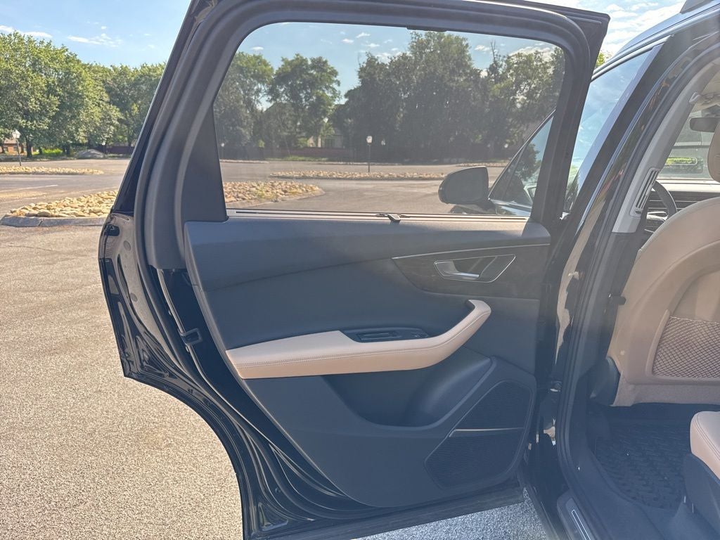 2025 Audi Q7 55 Premium Plus quattro