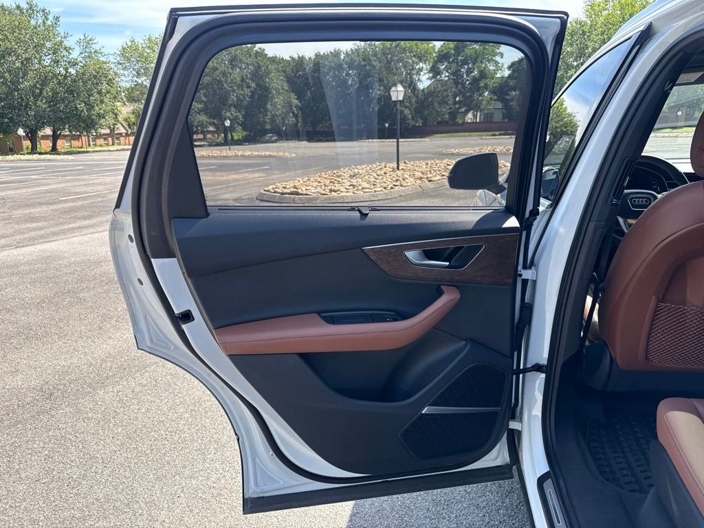 2025 Audi Q7 55 Premium Plus quattro