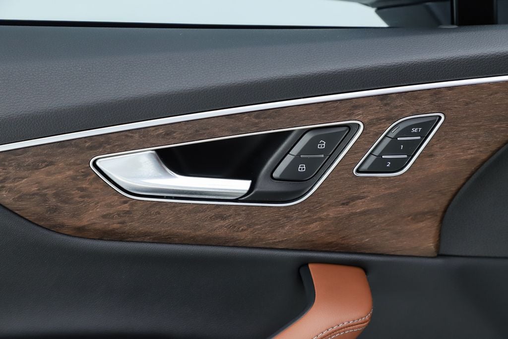 2025 Audi Q7 55 Premium Plus quattro