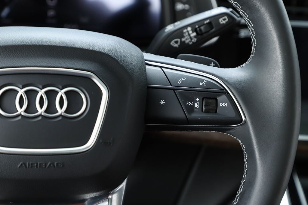2025 Audi Q7 55 Premium Plus quattro