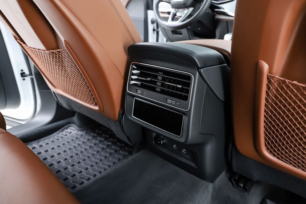 2025 Audi Q7 55 Premium Plus quattro