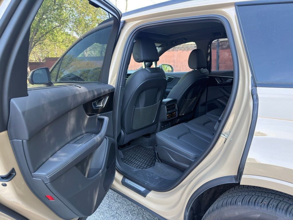 2025 Audi Q7 55 Premium Plus quattro
