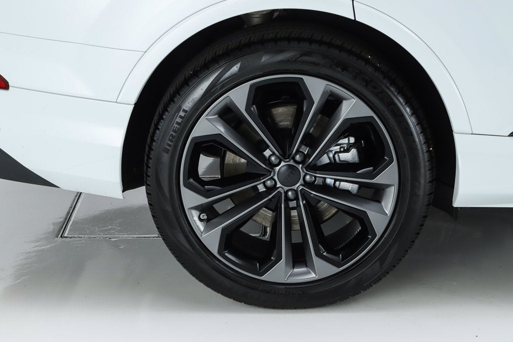 2026 Audi Q7 55 Premium Plus quattro