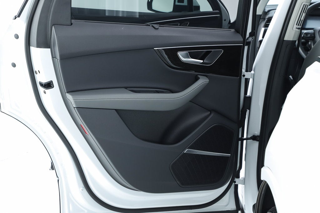 2026 Audi Q7 55 Premium Plus quattro