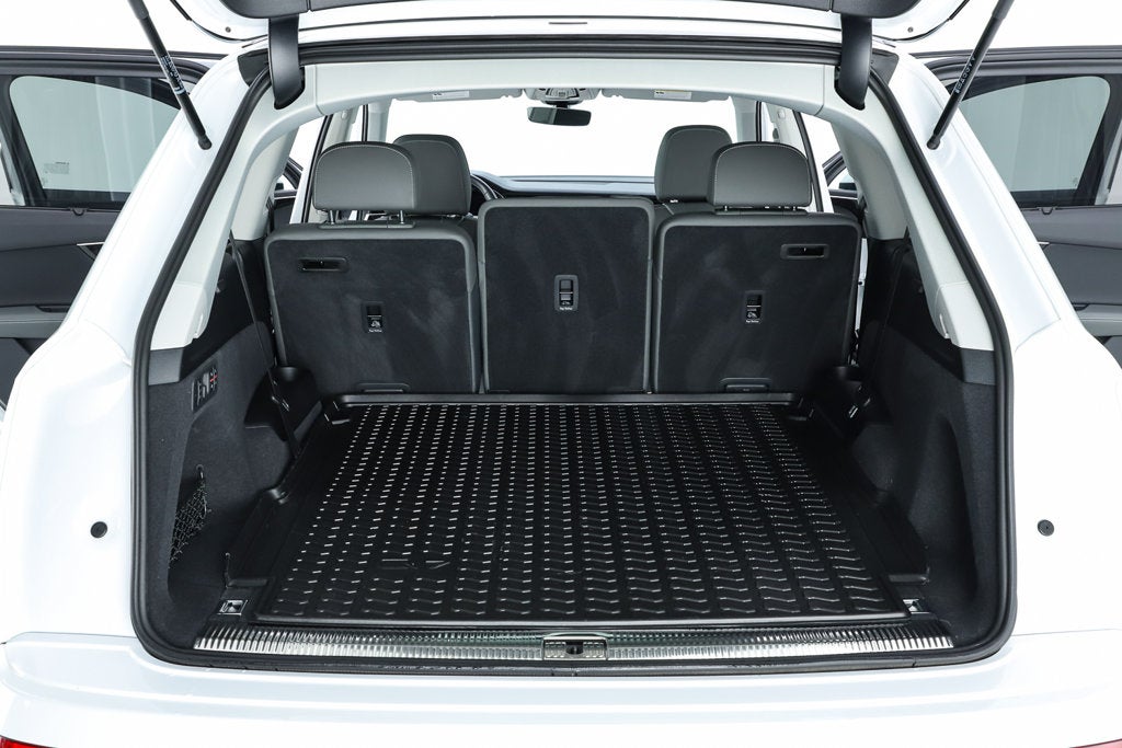 2026 Audi Q7 55 Premium Plus quattro