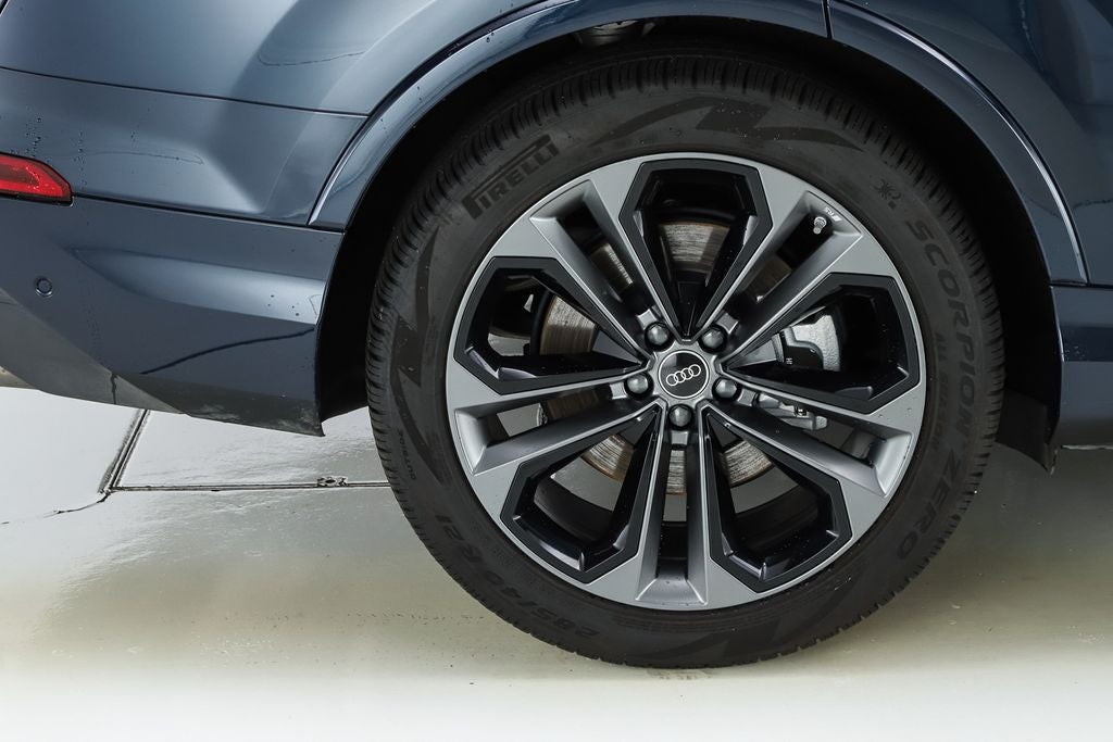 2025 Audi Q7 55 Premium Plus quattro