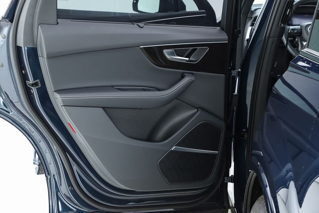 2025 Audi Q7 55 Premium Plus quattro