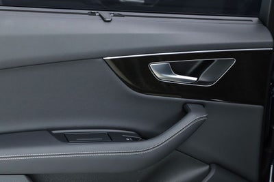 2025 Audi Q7 55 Premium Plus quattro