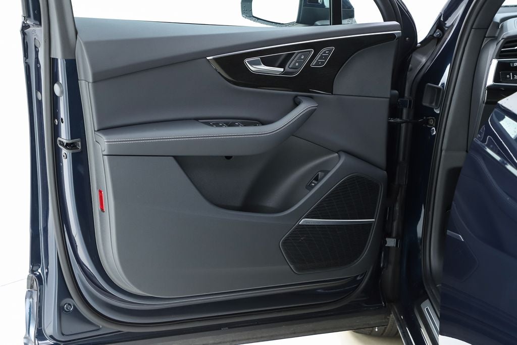 2025 Audi Q7 55 Premium Plus quattro