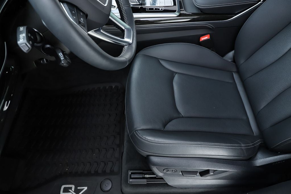 2025 Audi Q7 55 Premium Plus quattro
