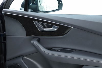 2025 Audi Q7 55 Premium Plus quattro