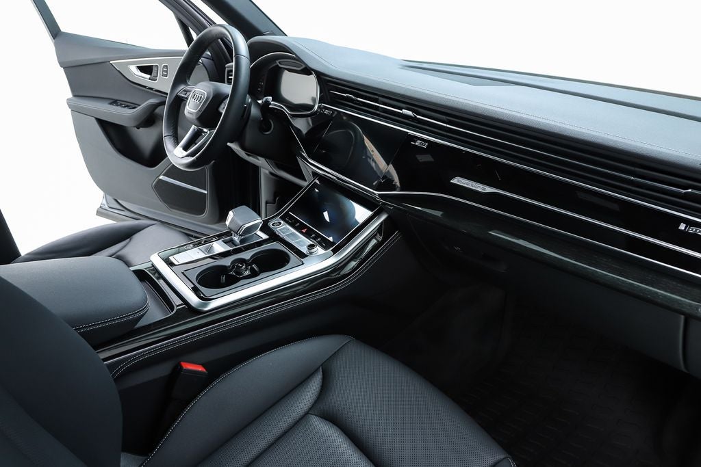 2025 Audi Q7 55 Premium Plus quattro