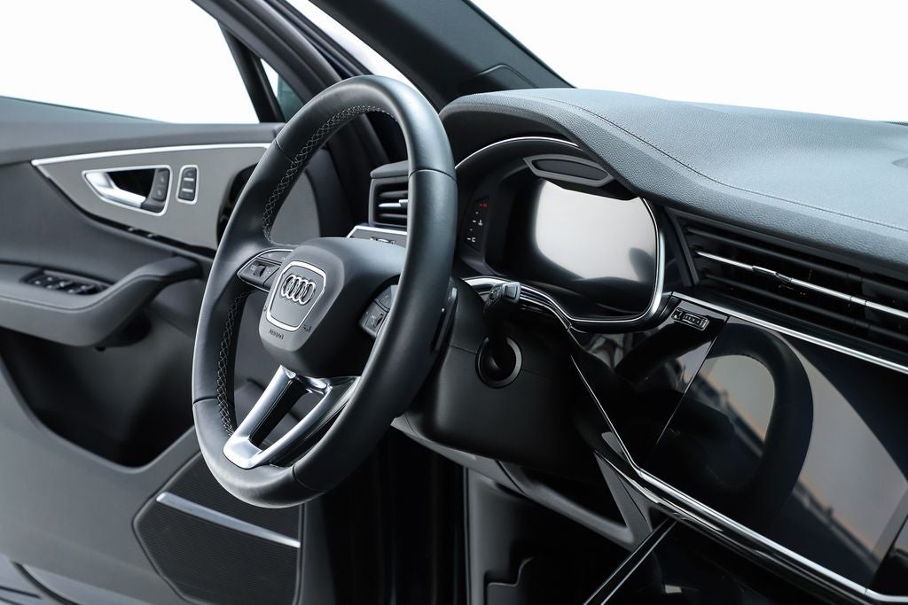 2025 Audi Q7 55 Premium Plus quattro