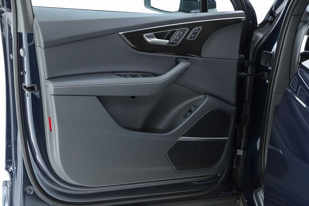 2025 Audi Q7 55 Premium Plus quattro