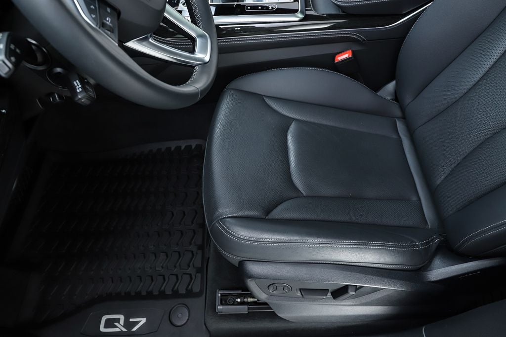 2025 Audi Q7 55 Premium Plus quattro