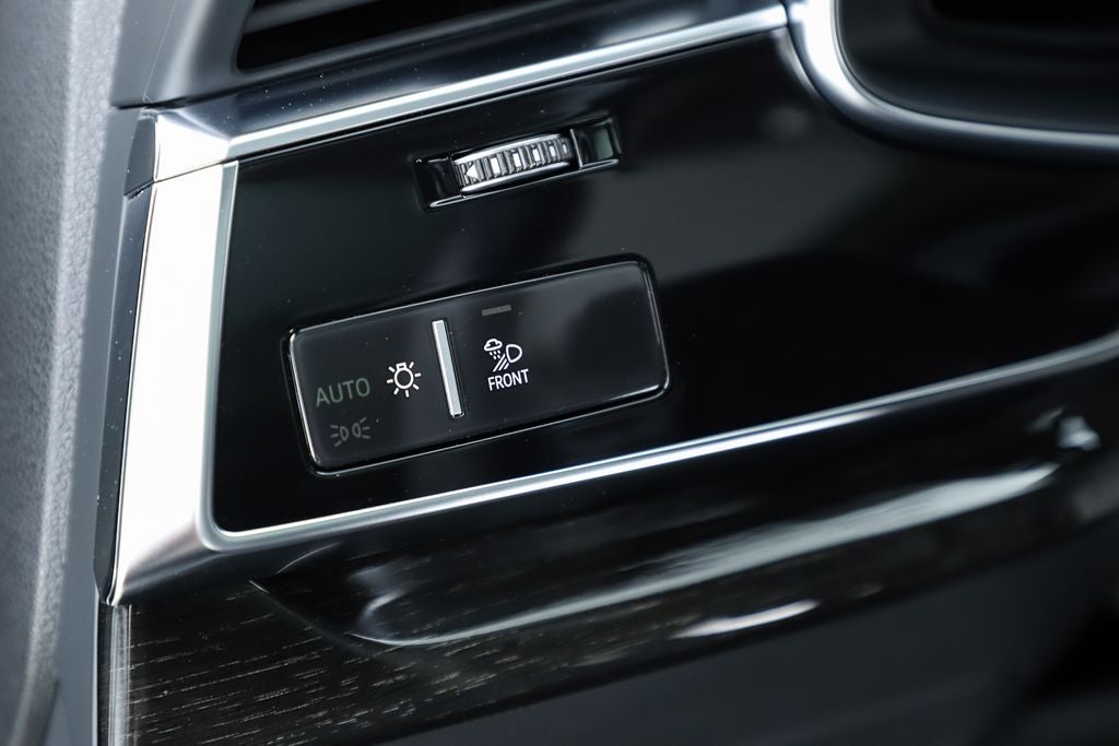 2025 Audi Q7 55 Premium Plus quattro