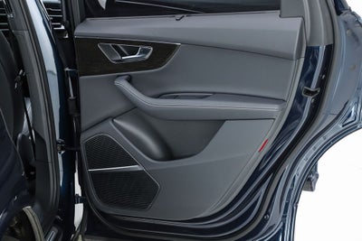 2025 Audi Q7 55 Premium Plus quattro