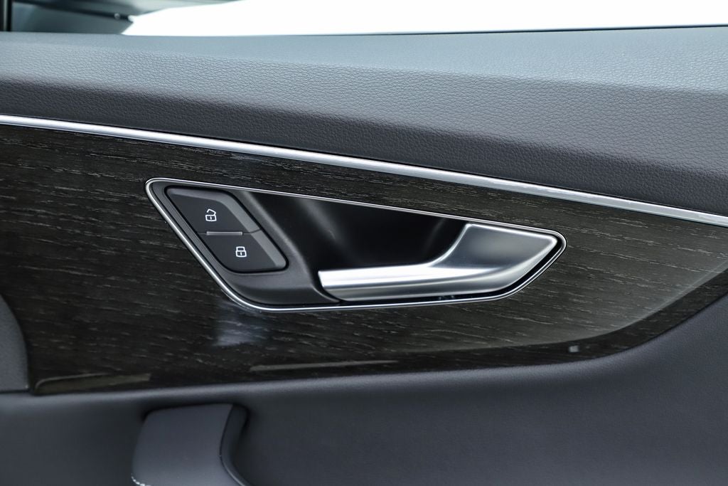 2025 Audi Q7 55 Premium Plus quattro