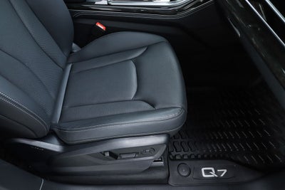 2025 Audi Q7 55 Premium Plus quattro