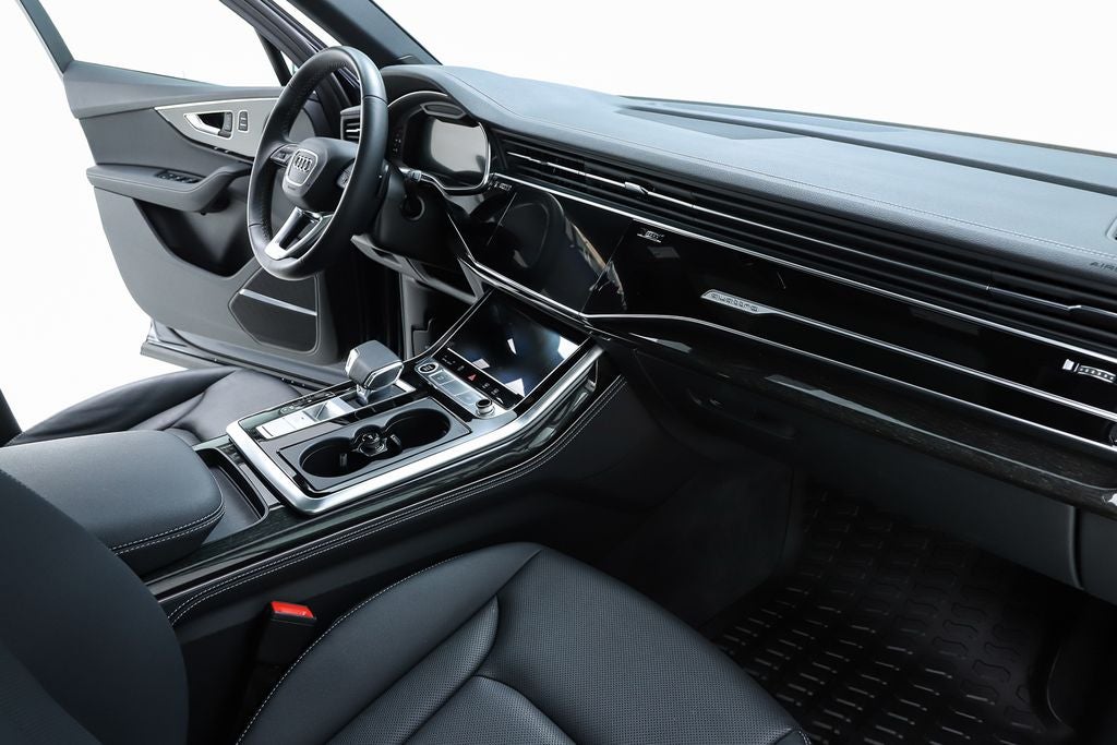 2025 Audi Q7 55 Premium Plus quattro