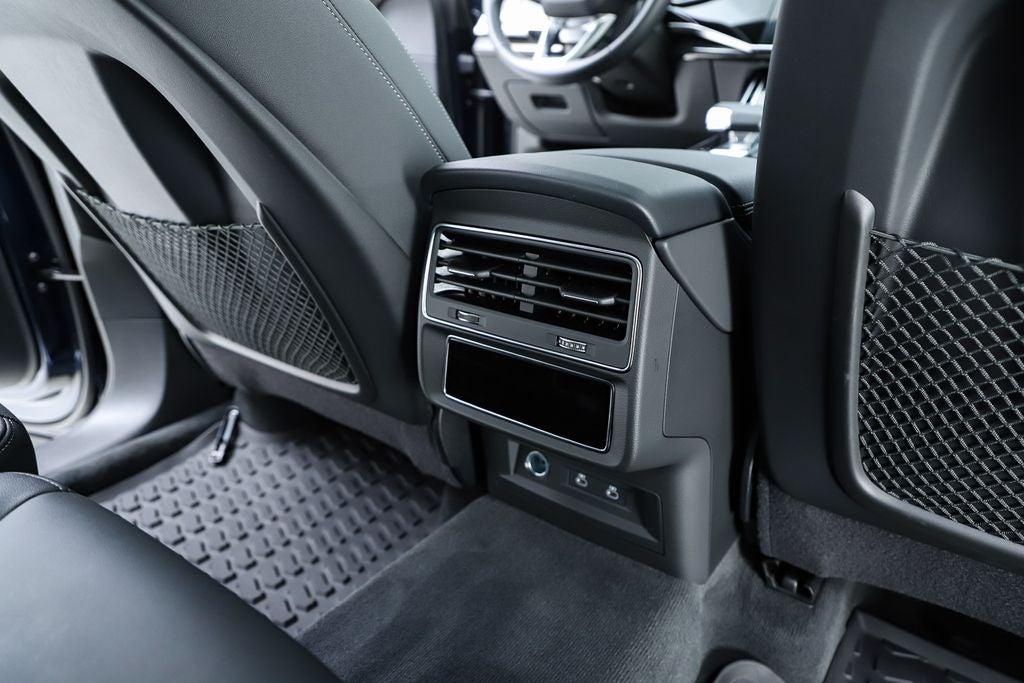 2025 Audi Q7 55 Premium Plus quattro